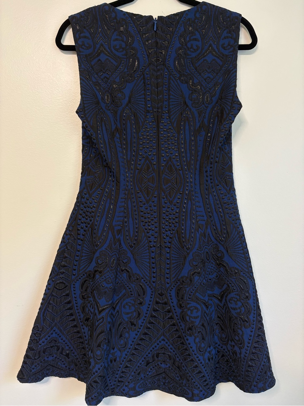 BCBG MaxAzria Black & Blue Hannelli Fit And Flare Sleeveless Dress Sz 4 - Picture 5 of 10